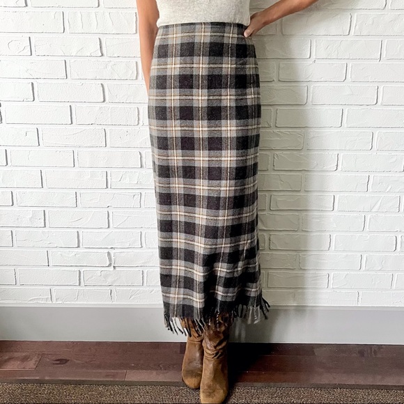 Vintage Dresses & Skirts - Vintage wool blend grey brown plaid blanket midi maxi skirt fringe 14
